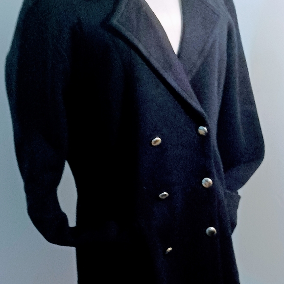 Level Eight coat - Picture 4 of 5